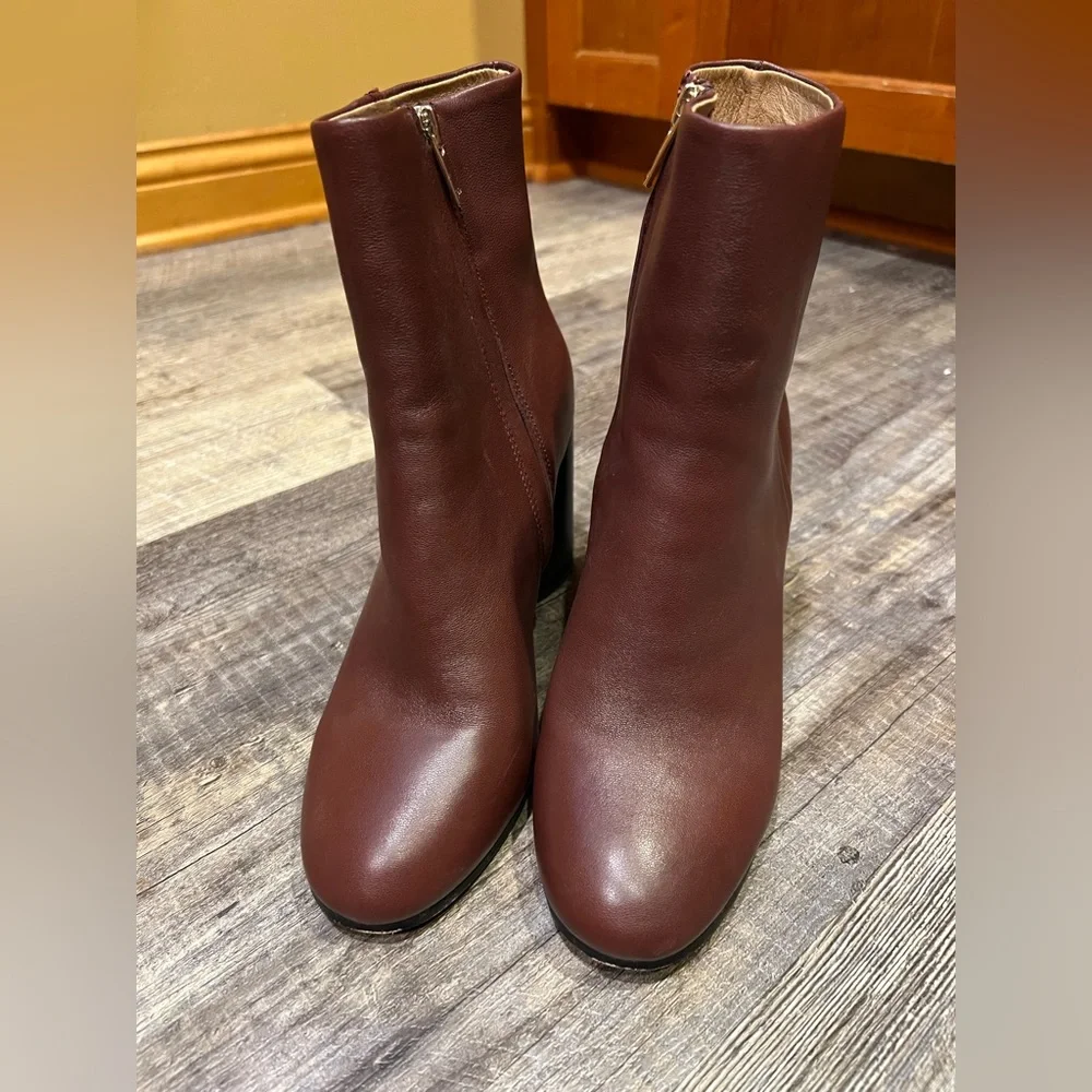 Joie Lorring red boots size 7 (37 EU) excellent condition